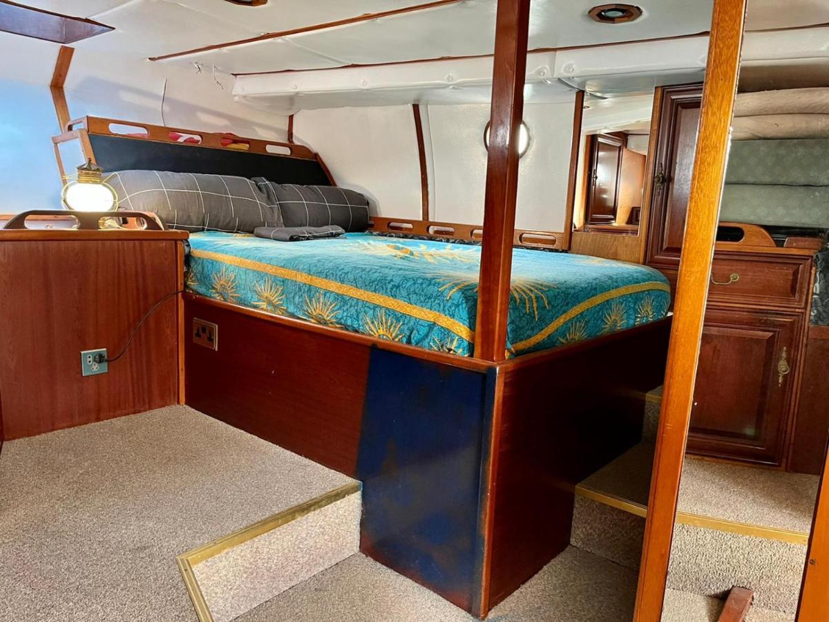 Salidas En Barco Otel Premiá de Mar Dış mekan fotoğraf